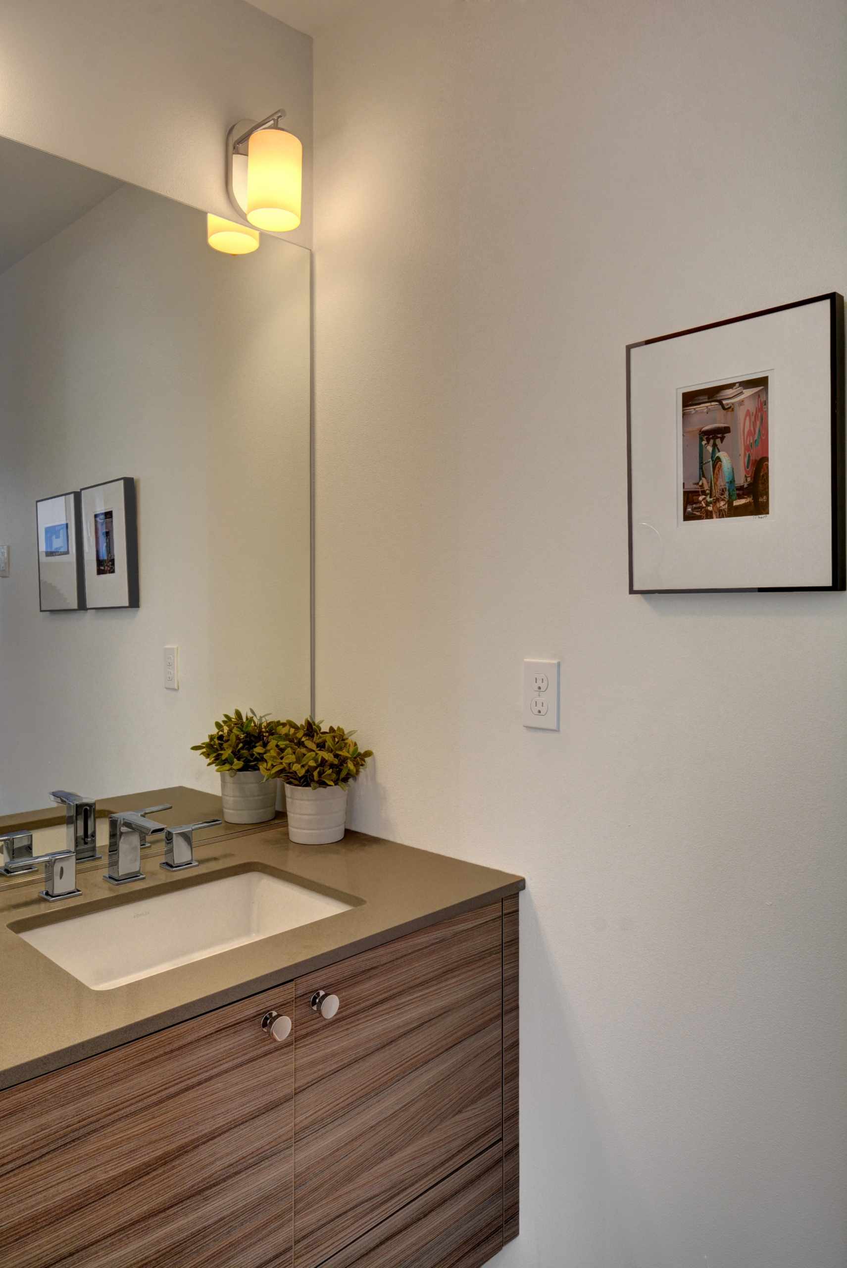 Madison Valley Modern Living Isola Homes