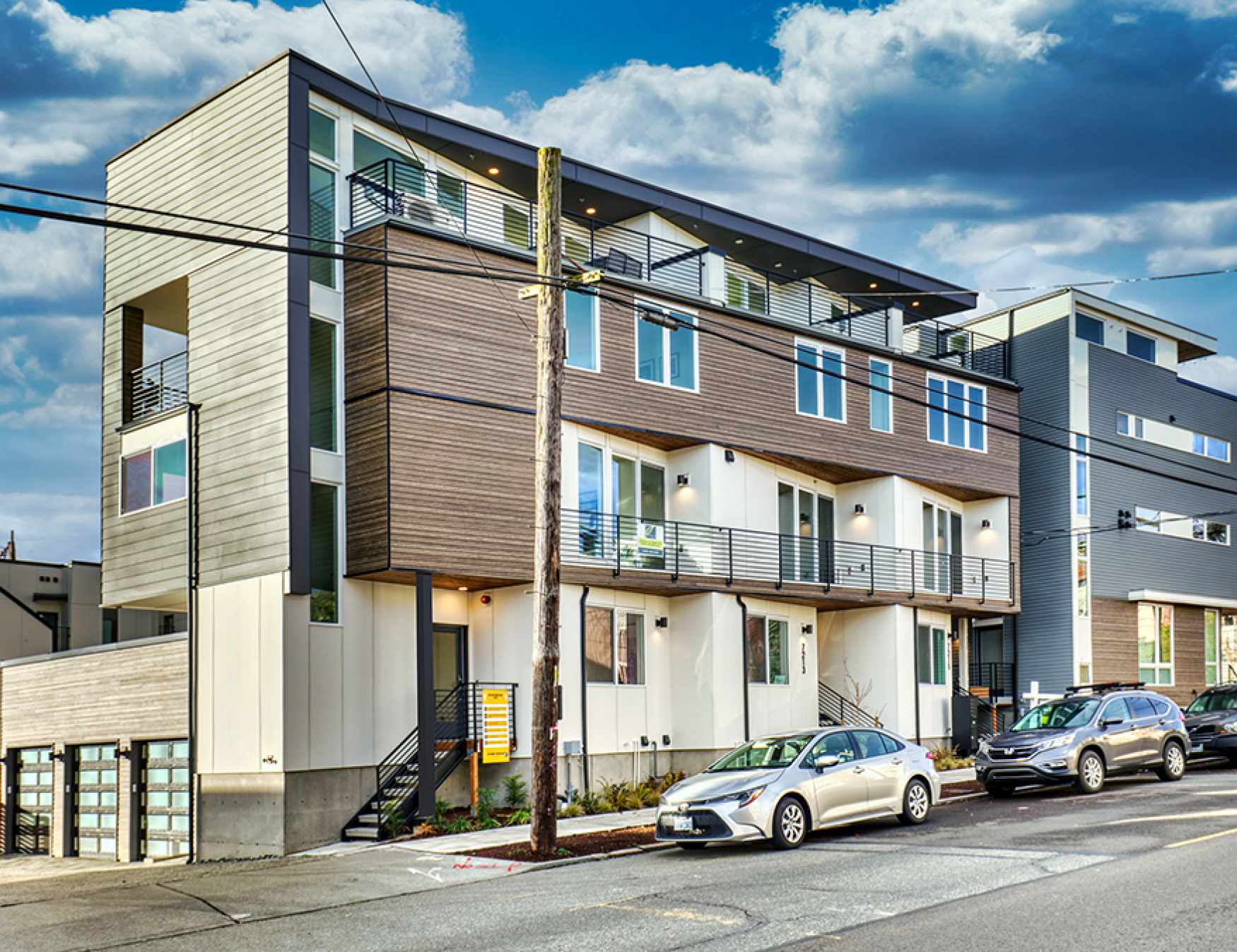 Verde Towns 3 New Townhomes in Green Lake Isola Homes