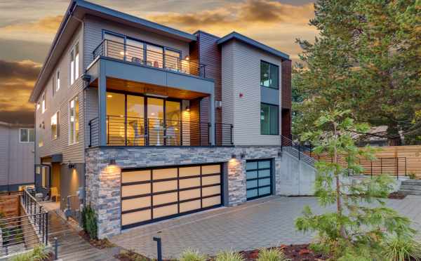 Front Exterior of 8707A 116th Ave NE - One of the Homes in Piccadilly Point