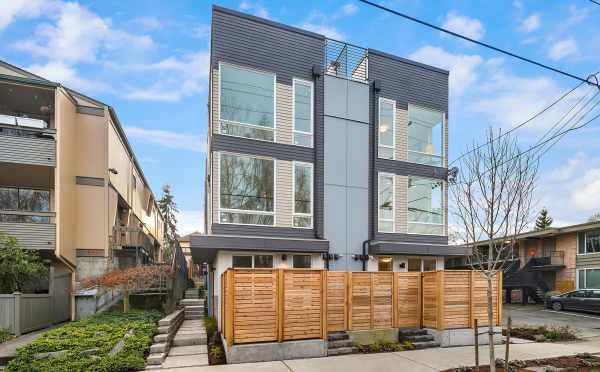 Exterior of the Bloom Townhomes in Green Lake by Isola Homes