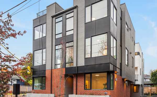 New Oncore Townhomes Located in the Capitol Hill Area of Seattle