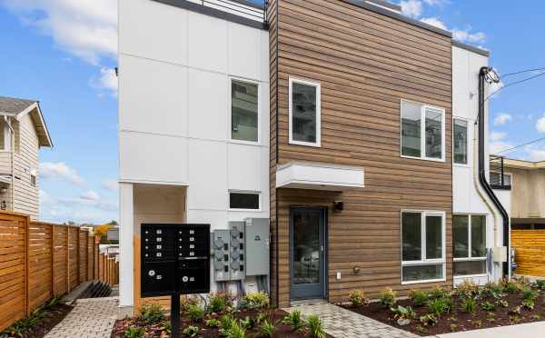 Front Exterior of the Powell Townhomes in Fremont by Isola Homes