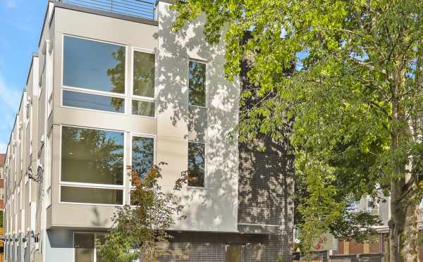 Front Exterior of the Wyn on 11th Townhomes by Isola Homes