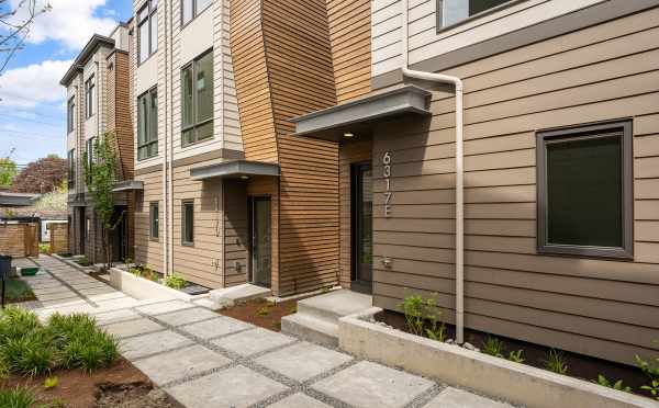 The Zenith North Townhomes, by Isola Homes, in the Roosevelt Neighborhood of Seattle