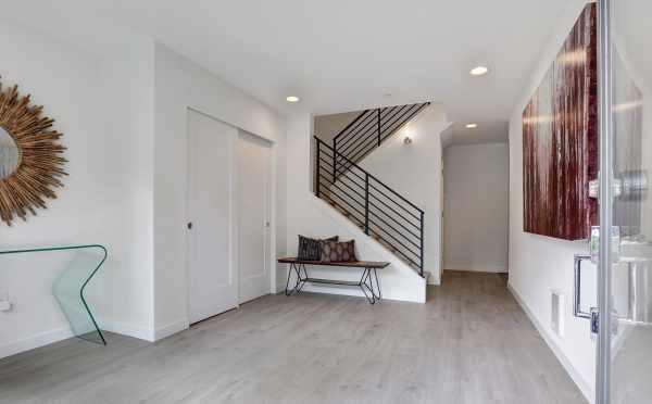 Entryway to 11518B NE 87th Street, One of the Homes in Piccadilly Point