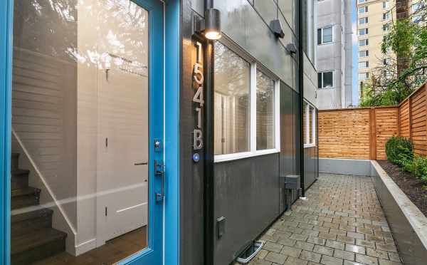 Front Door of 1541B 14th Ave in the Hawk's Nest Townhomes