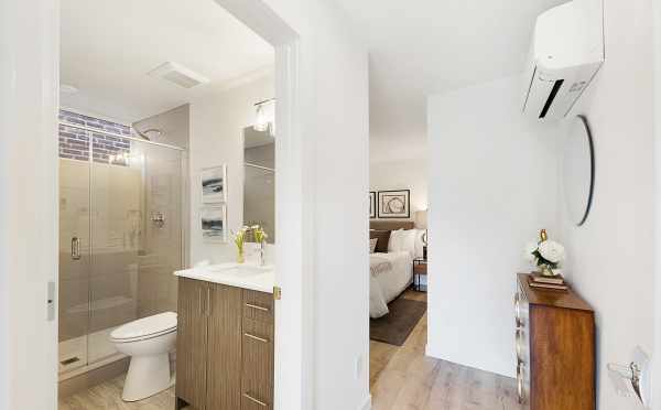 Master Suite at 1121 E Howell Street in Capitol Hill