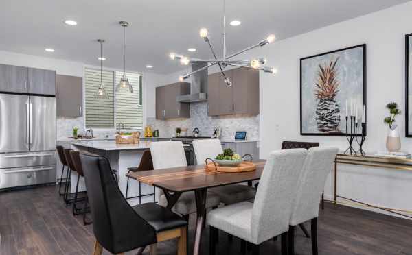 Dining Area at 11518A NE 87th St