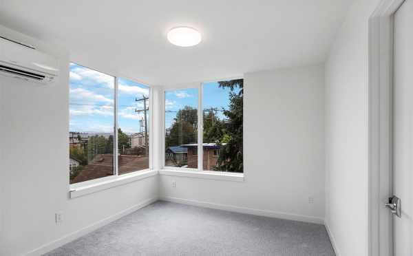 Owner's Suite at 5111B Ravenna Ave NE, One of the Tremont Townhomes