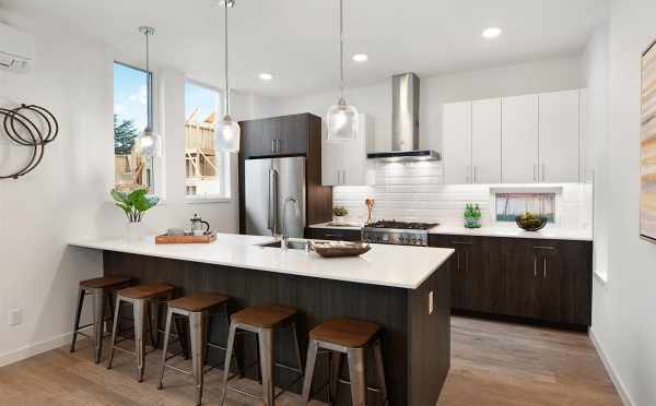 Kitchen of 807 N 47th St of Sunstone at Fremont