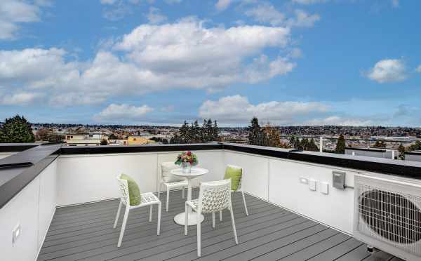 Roof Deck at 2310 W Emerson St, One of the Walden Townhomes by Isola Homes