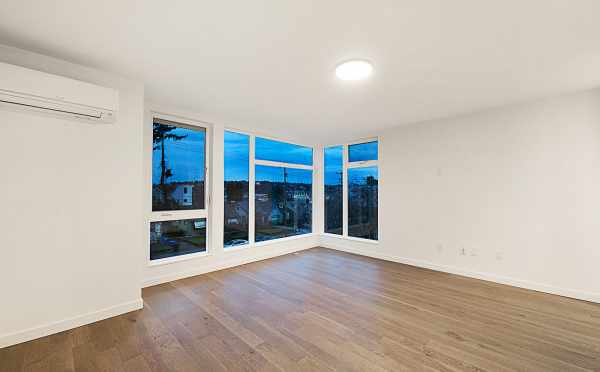 Master Bedroom in 2133 Dexter Ave N of the Twin II Townhomes