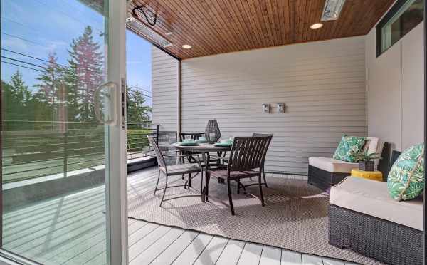 Second Floor Deck at 11518B NE 87th Street