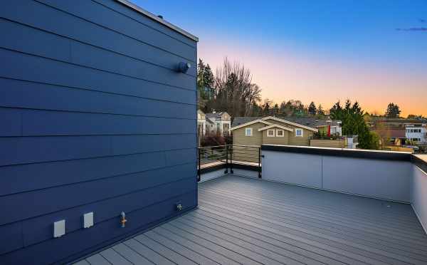 Roof Deck of 2506 Everett Ave E, one of the Baymont Townhomes in Montlake