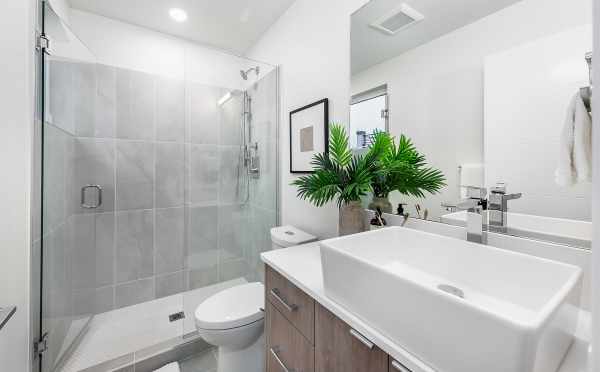 Owner's Suite Bath at 8551A Midvale Ave N, One of the Fattorini Flats North Townhomes by Isola Homes