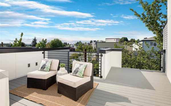 Roof Deck at 445 NE 73rd St, one of the Verde Towns 2 in Green Lake