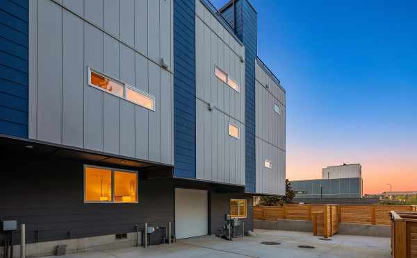 Parking Area Behind the Baymont Townhomes in Montlake