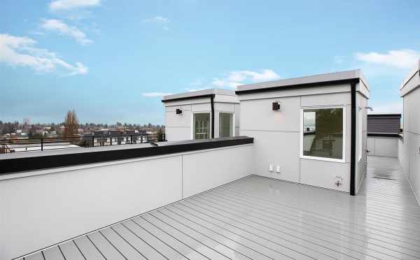 Rooftop Deck at 809B N 47th St, One of the Homes of Sunstone at Fremont