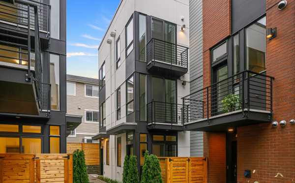 Decks at the Back Units of Core 6.2 in Capitol Hill by Isola Homes