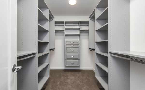 Master Closet at 11518A NE 87th St