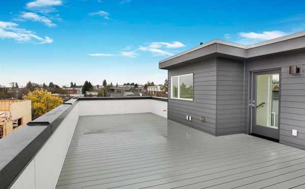 Roof Deck at 807 N 47th St of Sunstone at Fremont