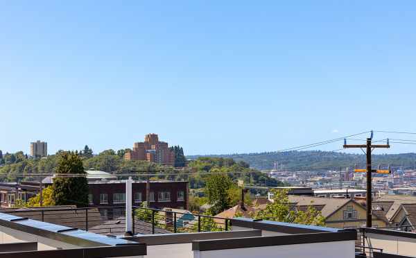 View of Beacon Hill from 212B 18th Ave in the Cabochon Collection