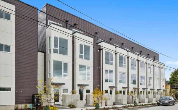 The Nino 15: West Townhomes Along North 46th St in Fremont by Isola Homes